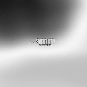 国产中的一区二区爱
